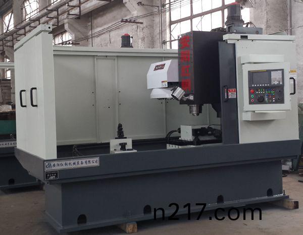 前軸鎖銷(xiao)孔(kong)專(zhuan)用加工