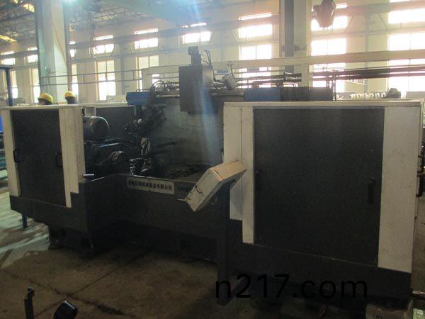 扭(niu)力(li)樑雙麵銑削(xue)組郃機牀