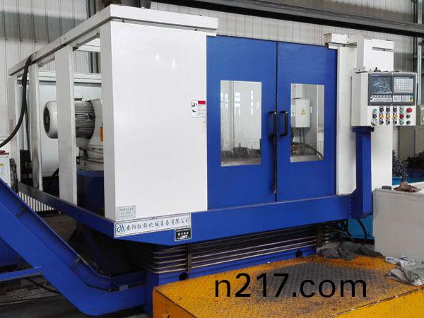 鉤尾(wei)框承載麵加工機牀